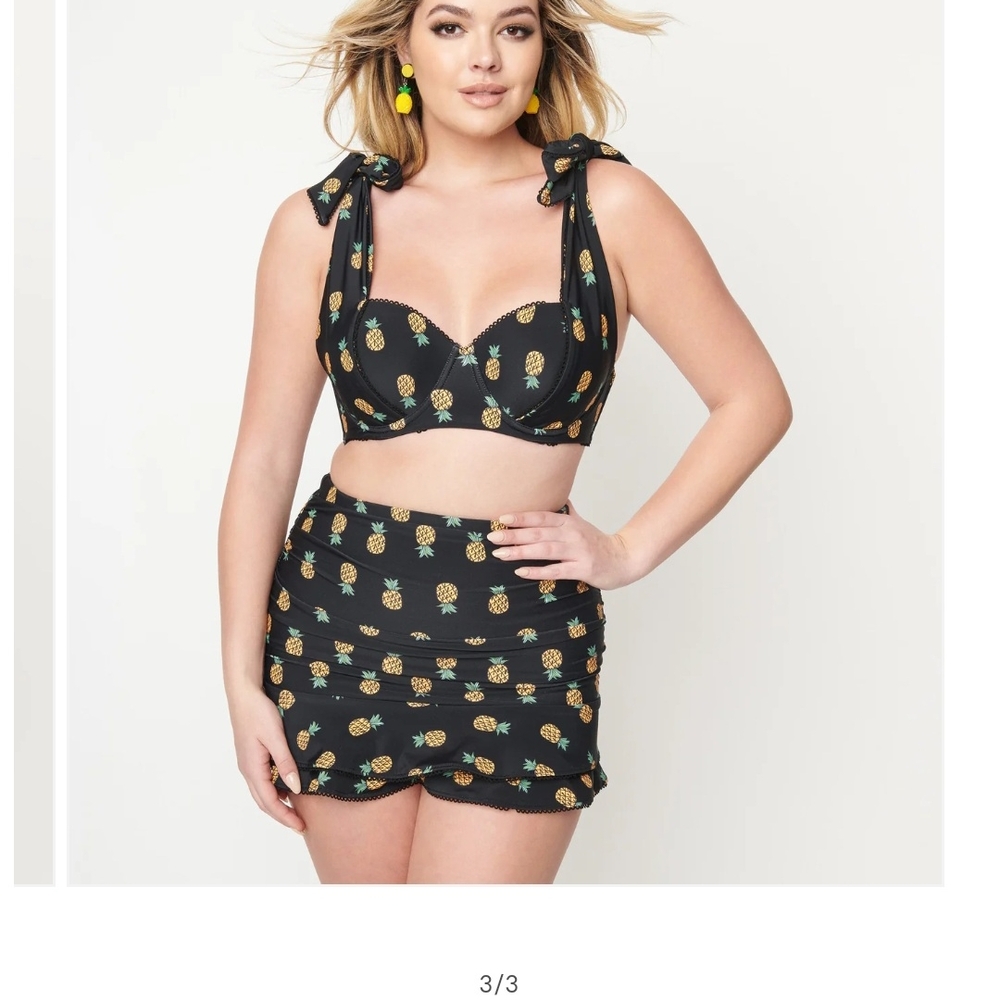 Unique Vintage Black Pineapple Bikini Set
